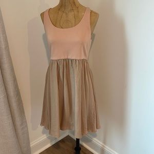 Alice and Olivia - Size 6 - Dress